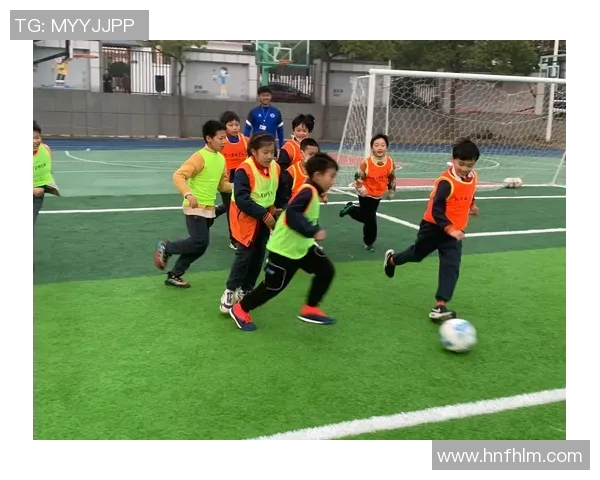 足球明星训练秘籍揭秘提升球技的有效方法与技巧分享